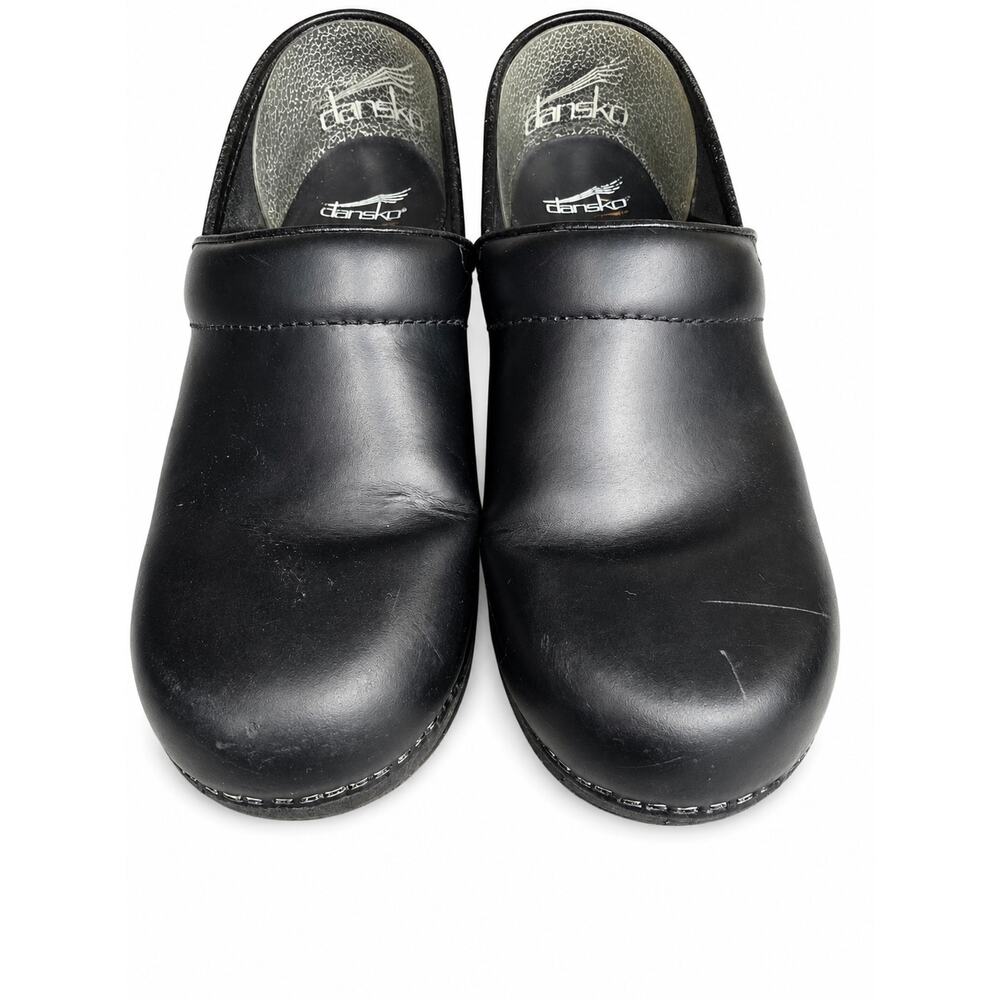 Dansko Black Professional Clogs Womens EU 38 US 7.5 8 Leather Comfort Slip On